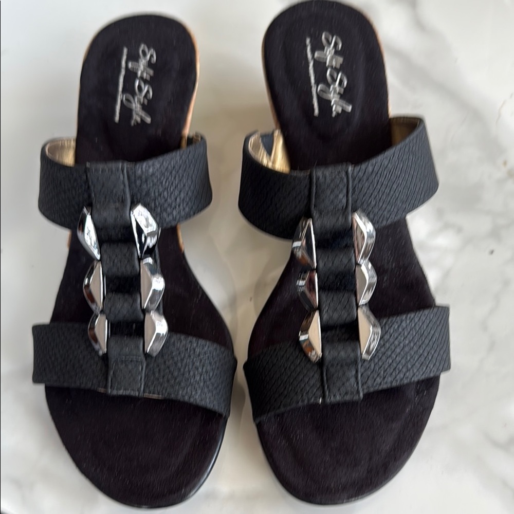 Soft Style Black Sandals with Silver Accents